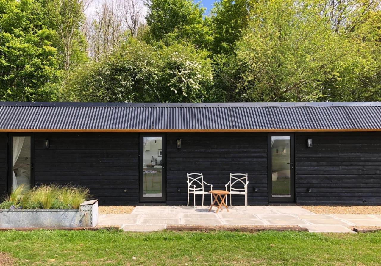 Gasthaus The Hopper Huts Faversham Exterior foto